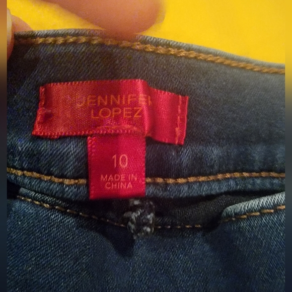 Jennifer Lopez Pull-on Jeggings - Picture 2 of 10
